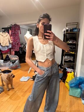 BNWT Commense Vest .  Fits Huge JB